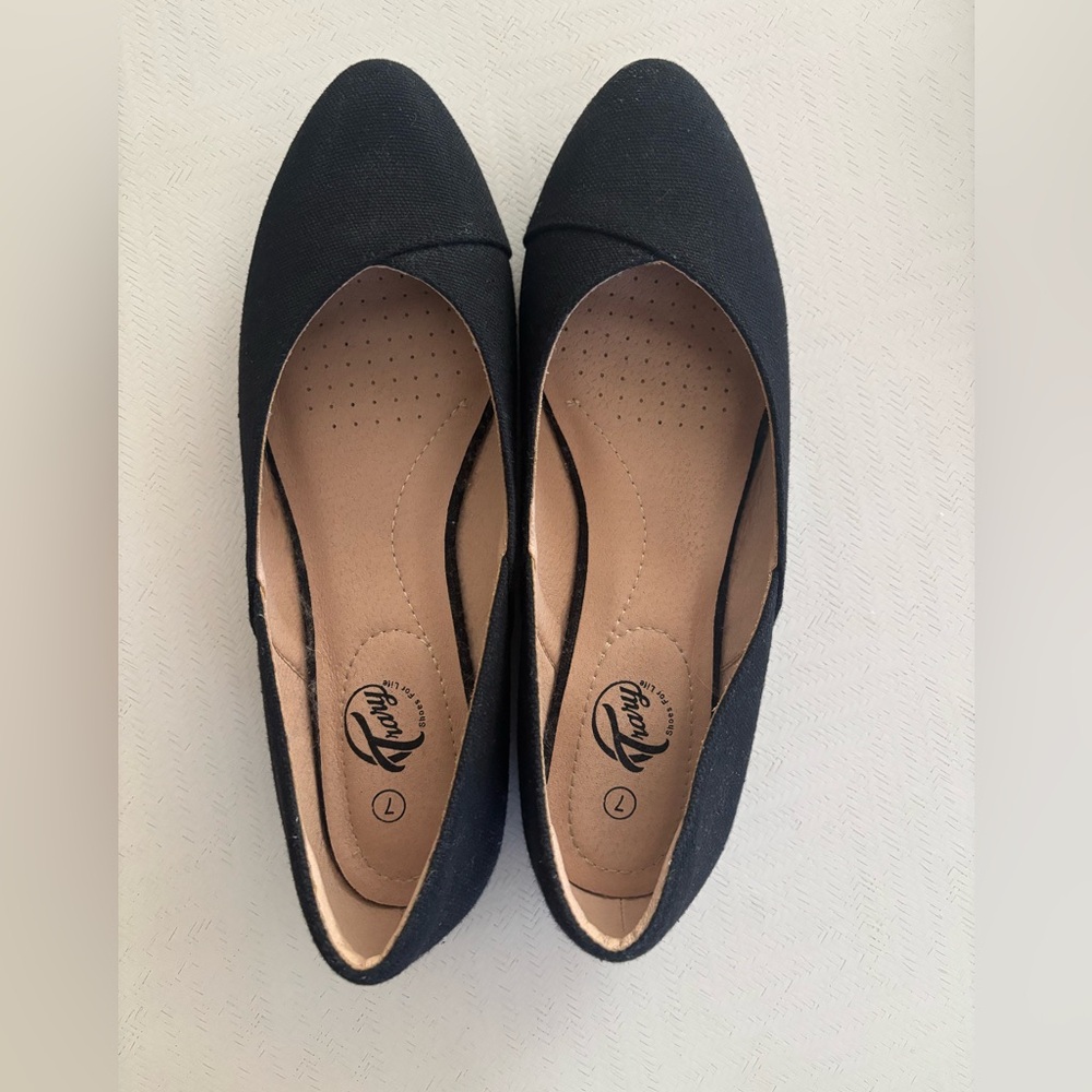 Trary Black Flats